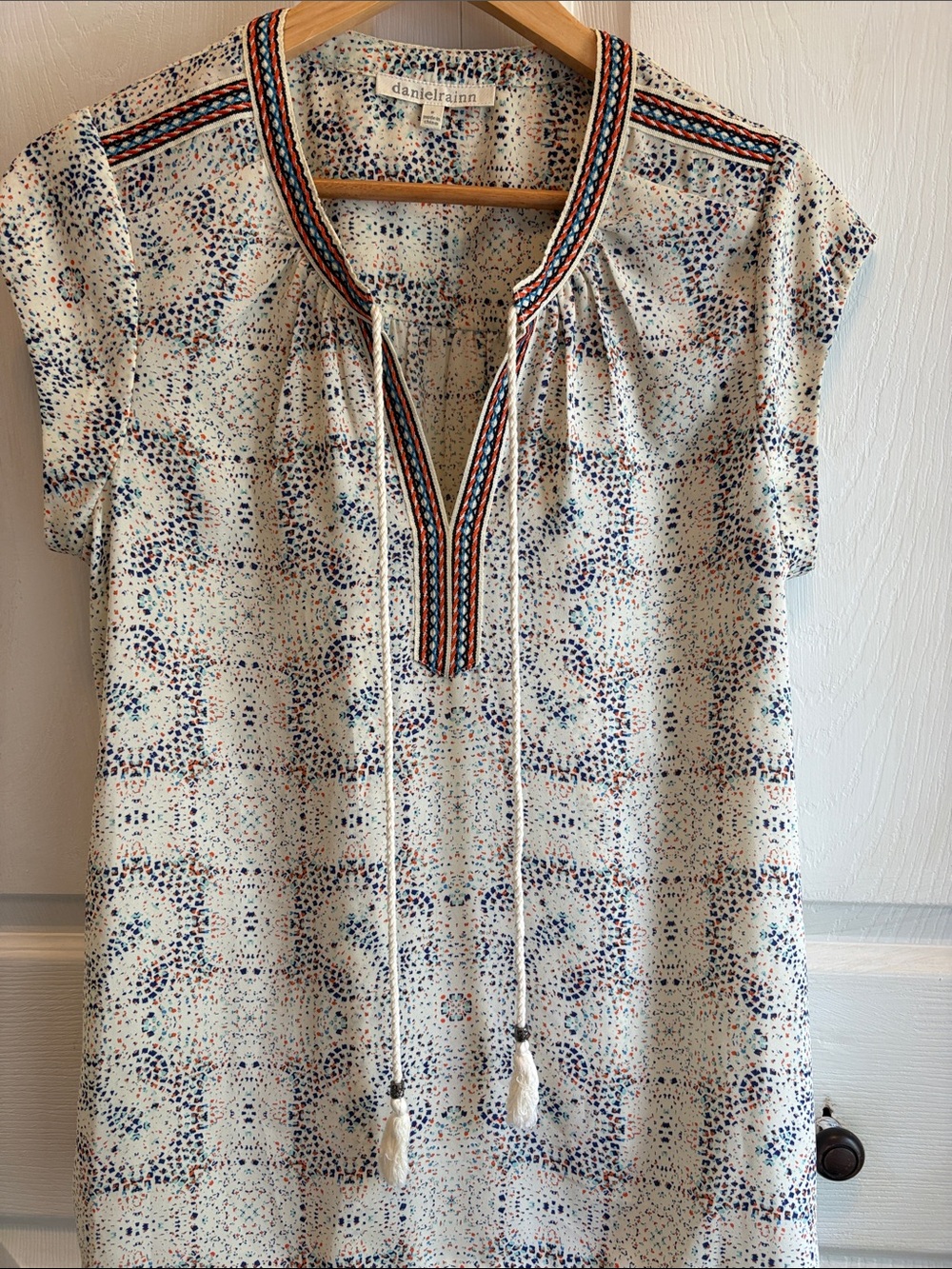 Daniel Rainn Cream Dot-Print Tassel V-Neck Tunic with Navy & Rust Trim - Picture 4 of 13